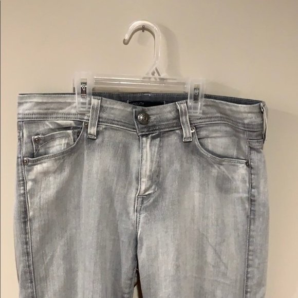 Fidelity “Mila” Skinny Jeans - Women’s Size 28 - Picture 4 of 5